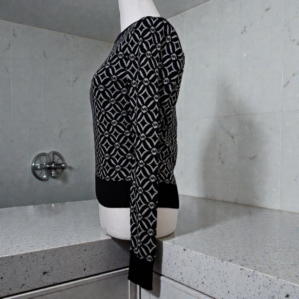 Michael Kors Size Medium (10-12) Black and Grey Logo Jacquard Sweater NW - Picture 6 of 13